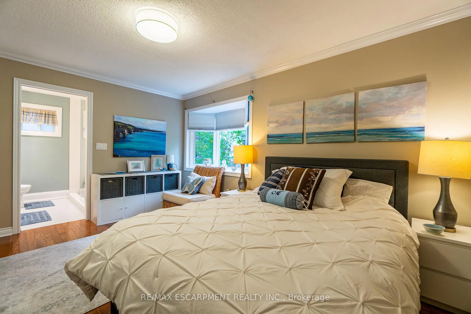 Photo 27 of 2393 Arnold Crescent, Burlington, Brant Hills — HOMEH