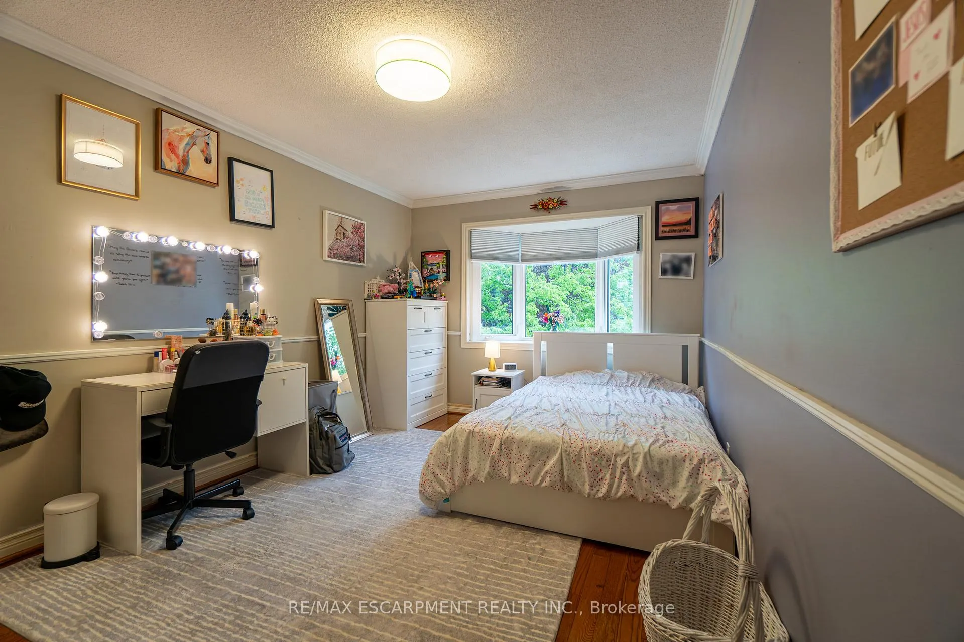 Photo 30 of 2393 Arnold Crescent, Burlington, Brant Hills — HOMEH