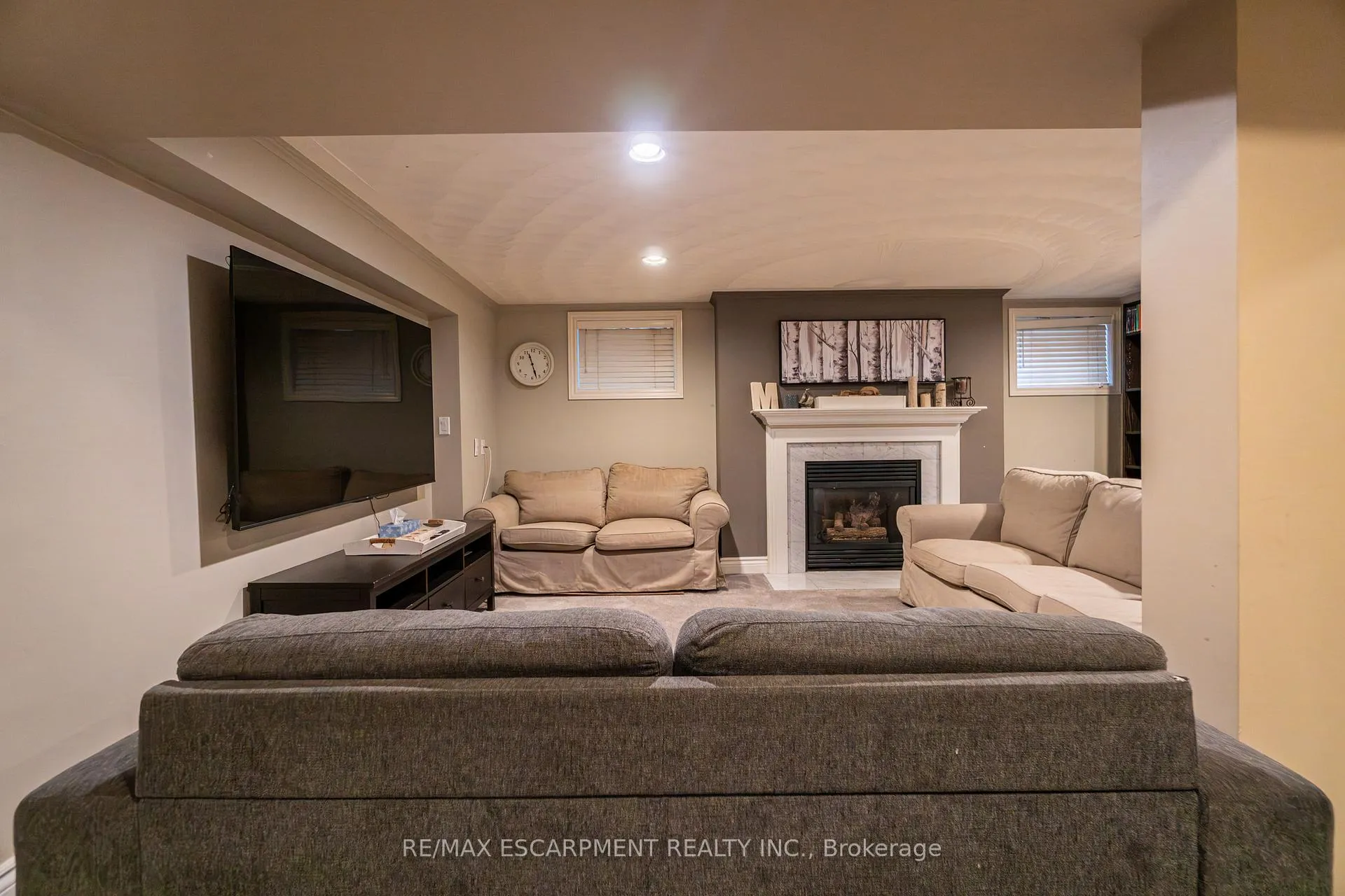 Photo 35 of 2393 Arnold Crescent, Burlington, Brant Hills — HOMEH