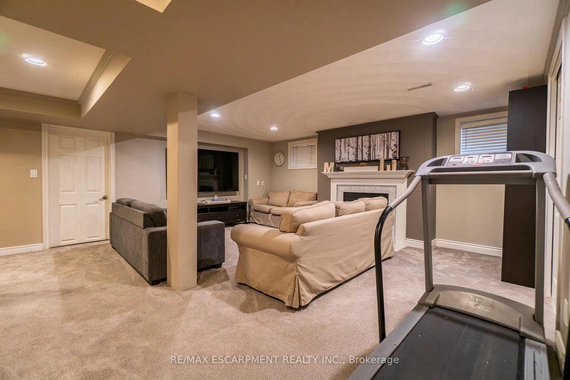 Photo 36 of 2393 Arnold Crescent, Burlington, Brant Hills — HOMEH