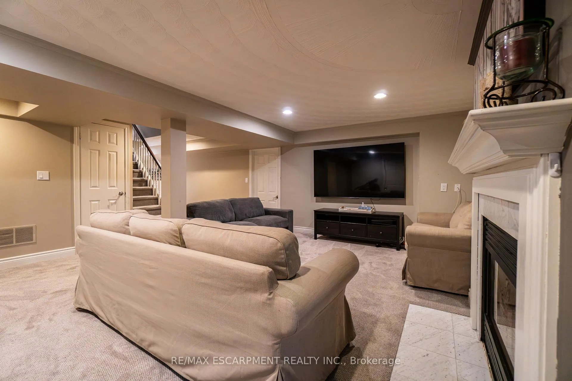 Photo 37 of 2393 Arnold Crescent, Burlington, Brant Hills — HOMEH