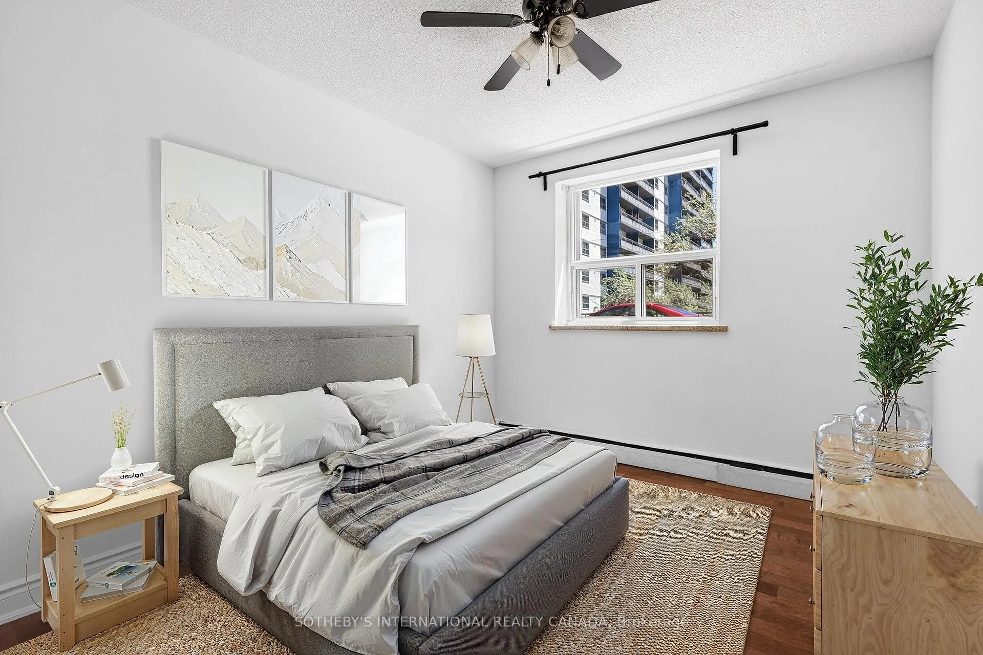Photo 10 of Unit 103, 81 Charlton Avenue E, Hamilton, Corktown — HOMEH