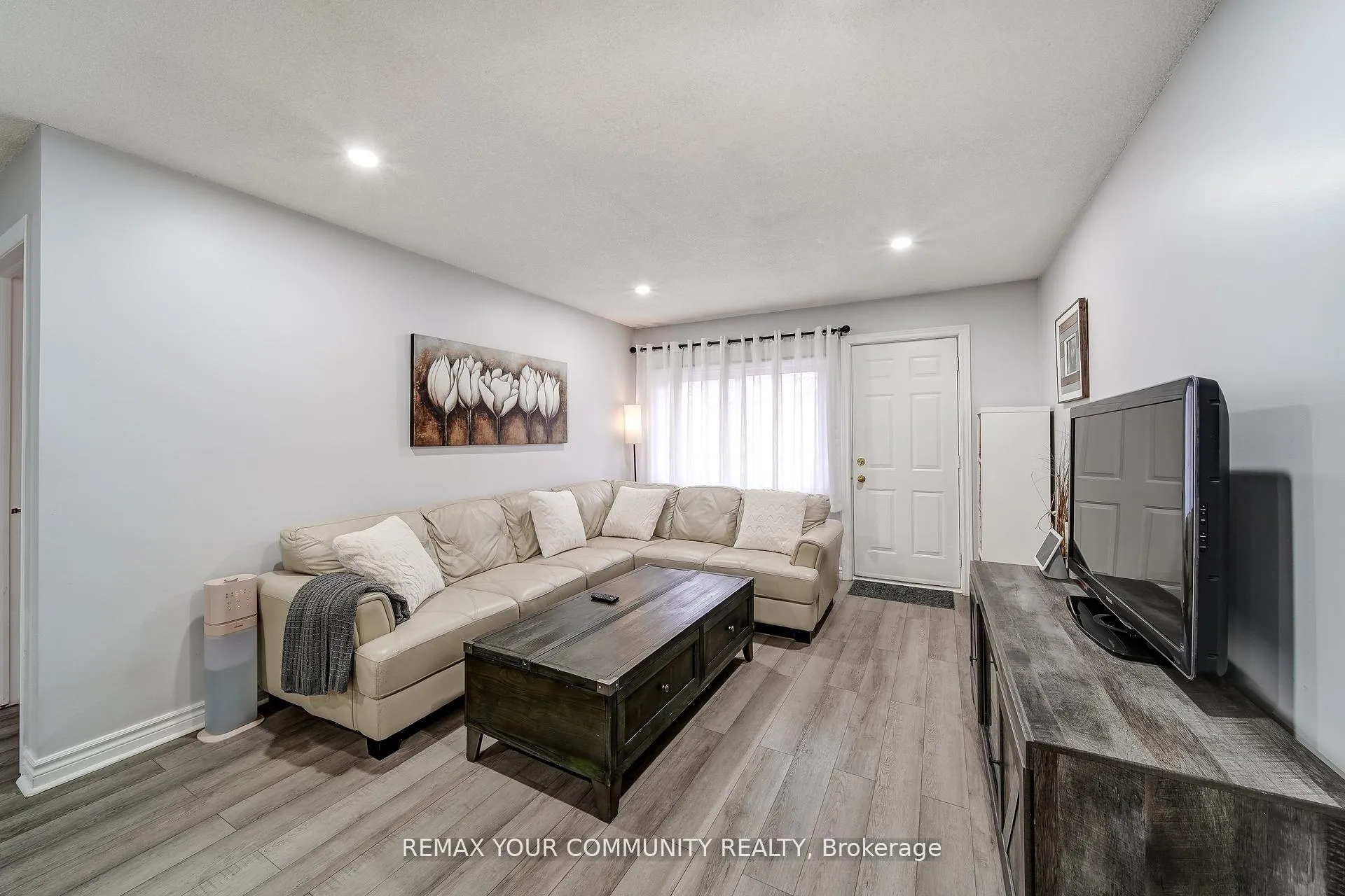 Photo 4 of Unit 3, 77 Mill Street, New Tecumseth, Tottenham — HOMEH
