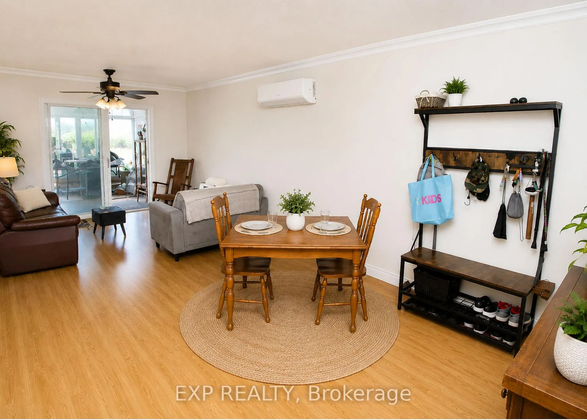 Photo 5 of 832 Tollgate Road W, Cornwall, Cornwall — HOMEH