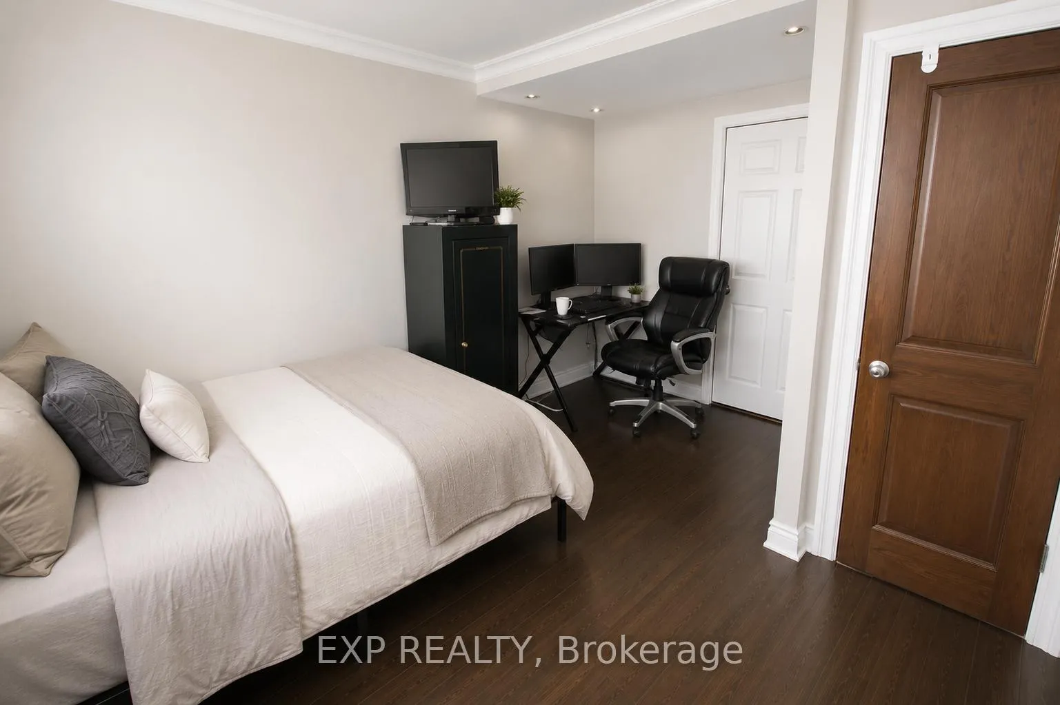 Photo 12 of 832 Tollgate Road W, Cornwall, Cornwall — HOMEH