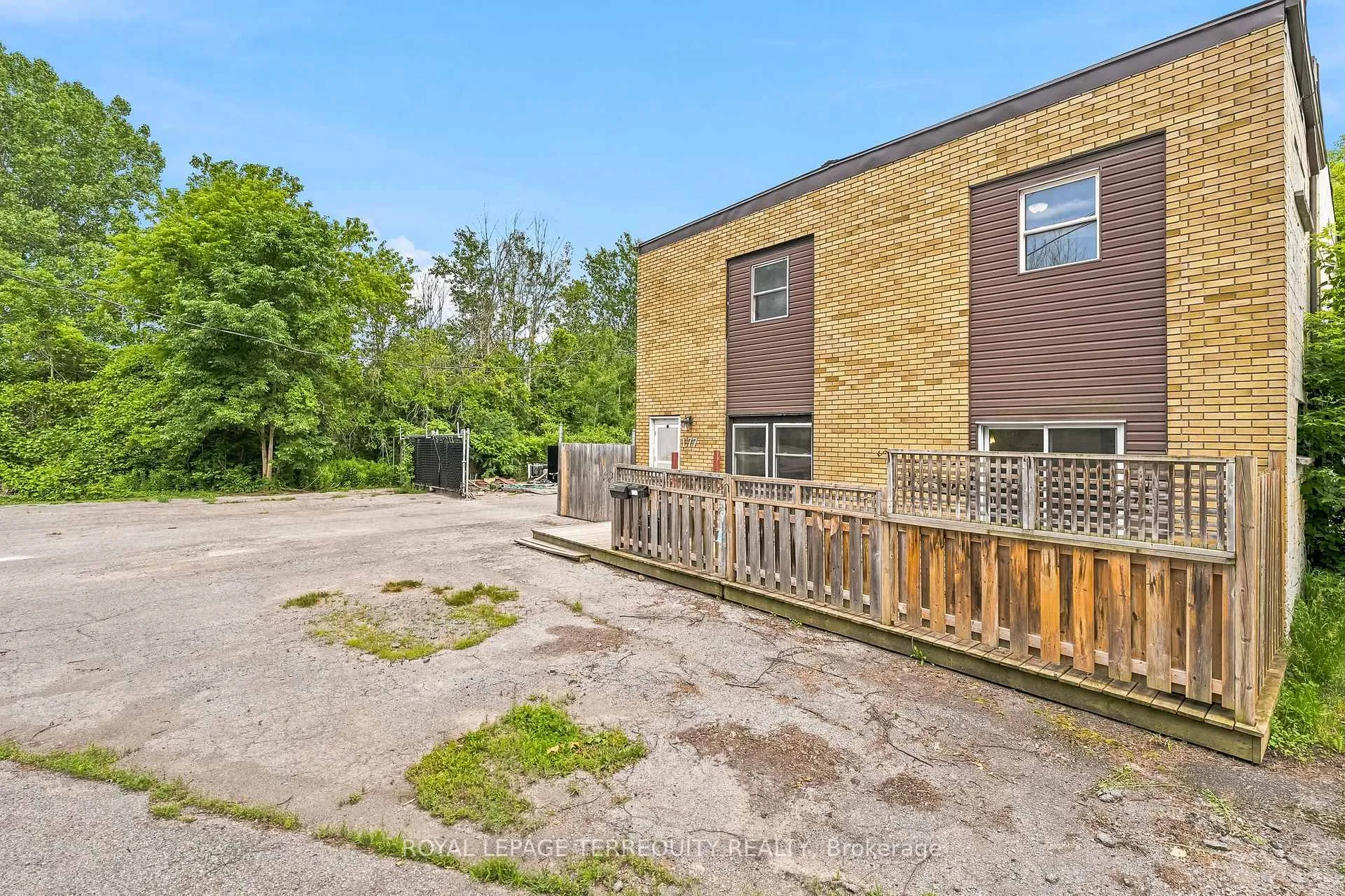 Photo 9 of 177 Davis Street, Quinte West, Trenton Ward — HOMEH