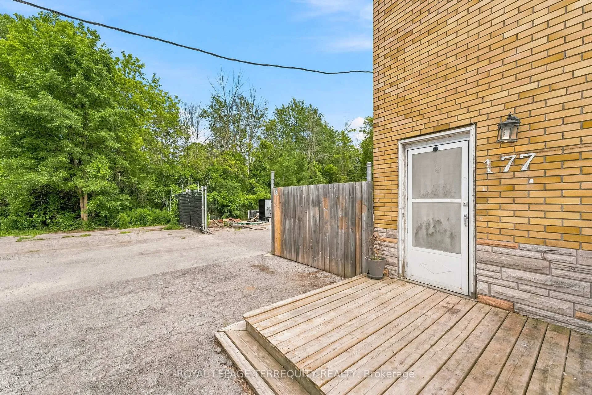 Photo 10 of 177 Davis Street, Quinte West, Trenton Ward — HOMEH