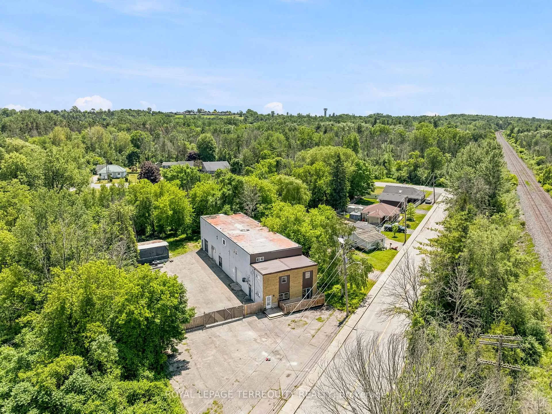 Photo 35 of 177 Davis Street, Quinte West, Trenton Ward — HOMEH