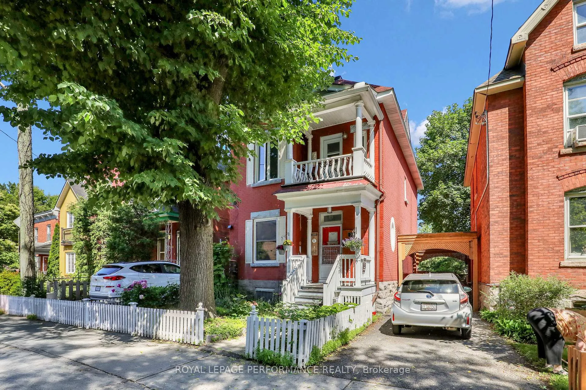 Photo 1 of Unit 2, 205 Flora Street, Ottawa, Ottawa Centre — HOMEH