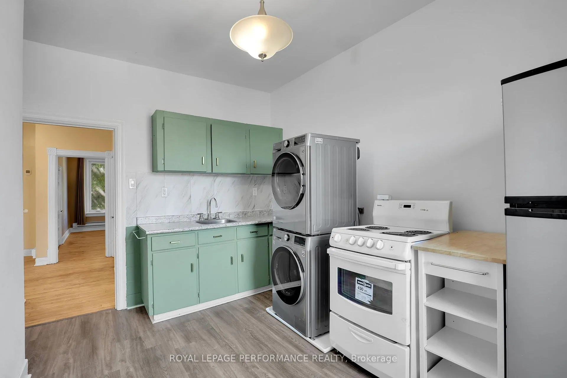 Photo 6 of Unit 2, 205 Flora Street, Ottawa, Ottawa Centre — HOMEH