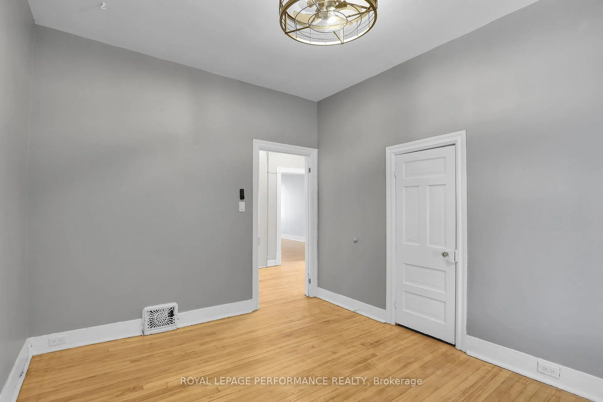 Photo 11 of Unit 2, 205 Flora Street, Ottawa, Ottawa Centre — HOMEH