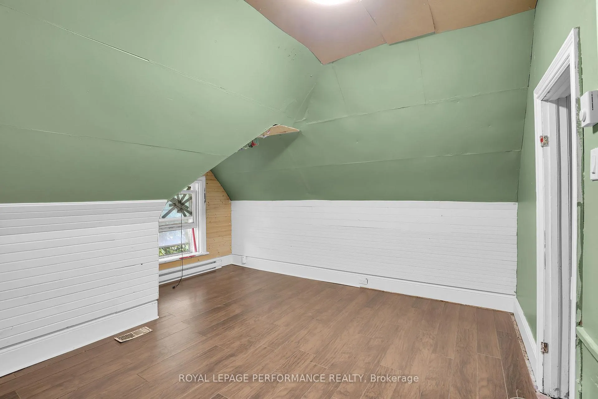 Photo 17 of Unit 2, 205 Flora Street, Ottawa, Ottawa Centre — HOMEH
