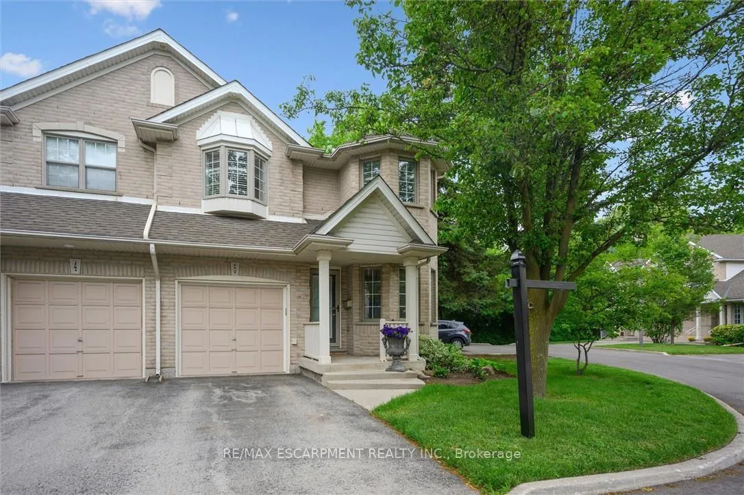 Photo 1 of Unit 5, 3243 New Street, Burlington, Roseland — HOMEH