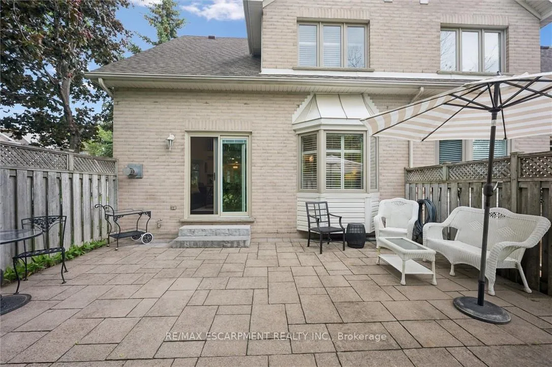 Photo 26 of Unit 5, 3243 New Street, Burlington, Roseland — HOMEH