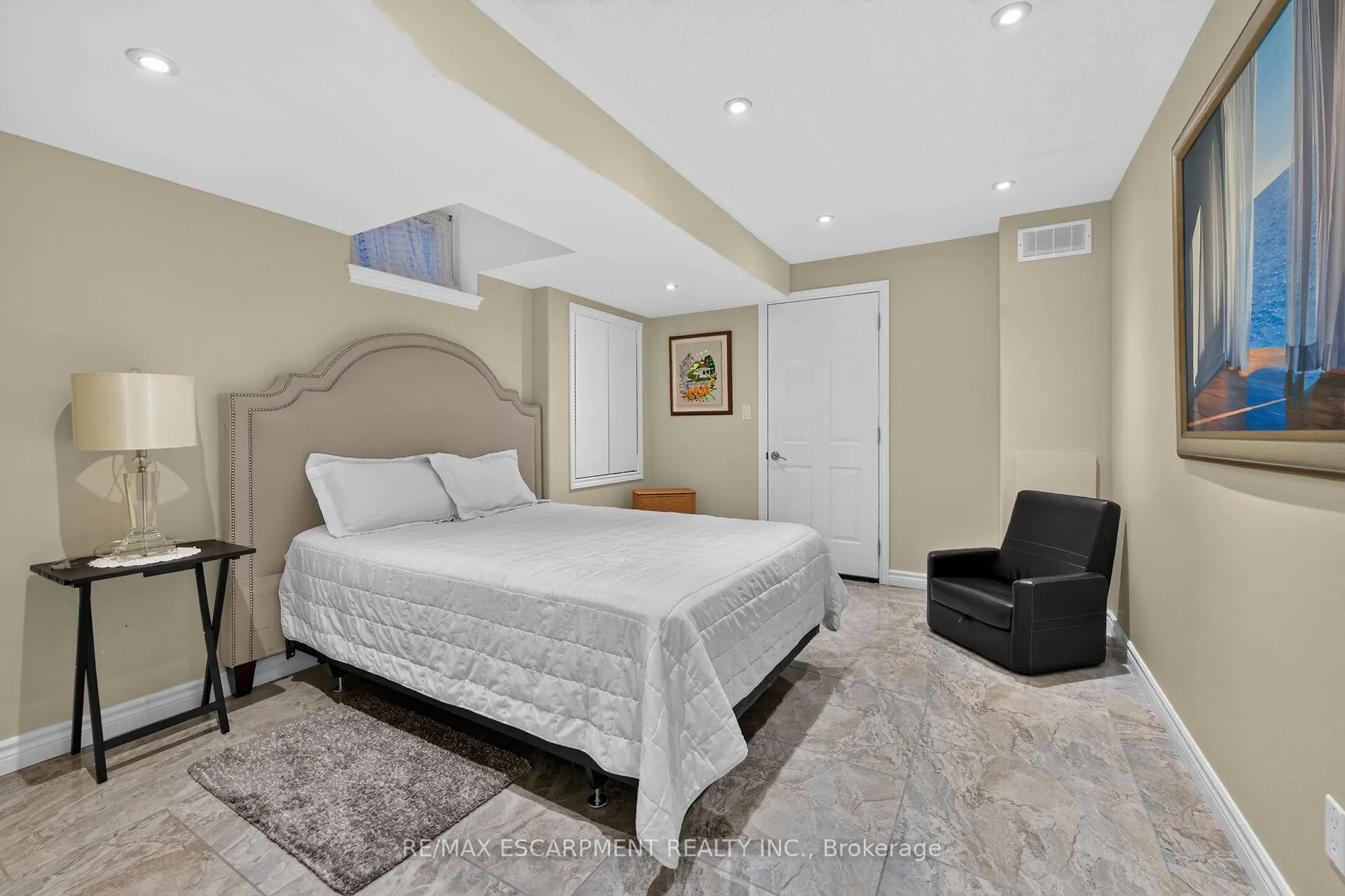 Photo 36 of 81 Morning Mist Drive, Hamilton, Sheldon — HOMEH