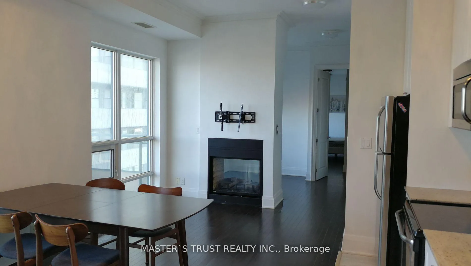 Front of Unit # 2801, 35 Hayden Street