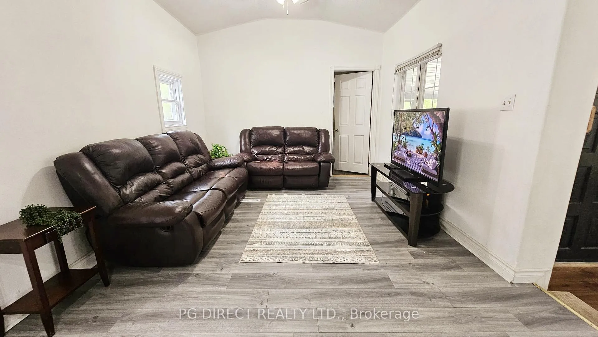 Photo 4 of 2 Shamrock Crescent, Essa, Rural Essa — HOMEH