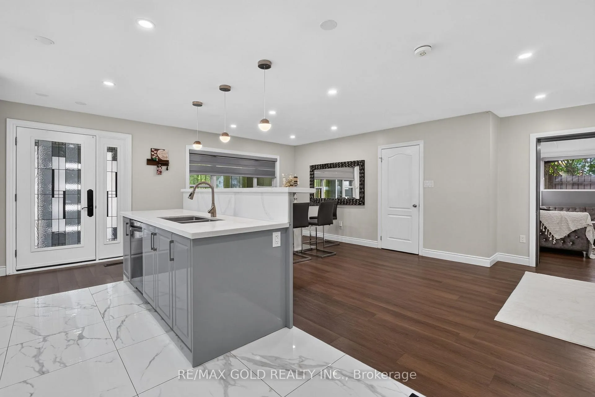 Photo 14 of 63 Morgandale Crescent, Orangeville — HOMEH