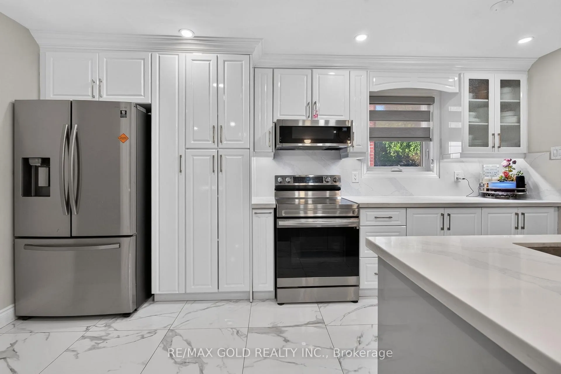 Photo 15 of 63 Morgandale Crescent, Orangeville — HOMEH