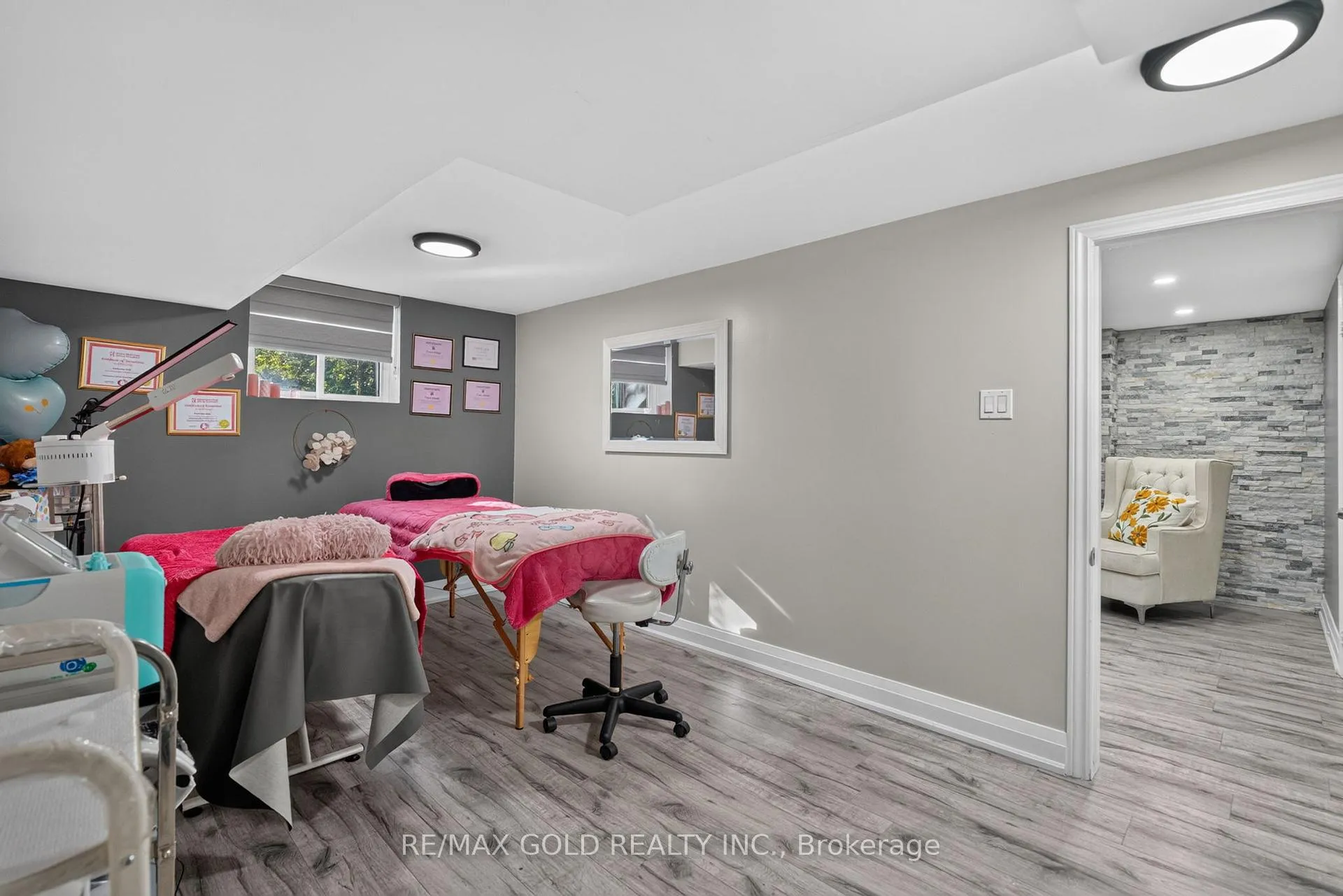 Photo 36 of 63 Morgandale Crescent, Orangeville — HOMEH