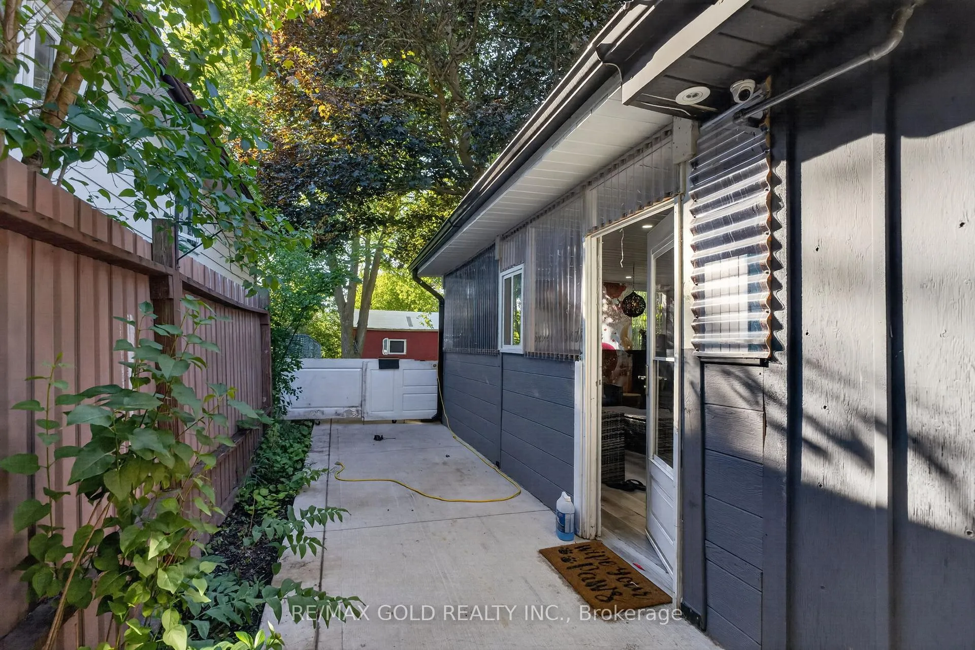 Photo 46 of 63 Morgandale Crescent, Orangeville — HOMEH