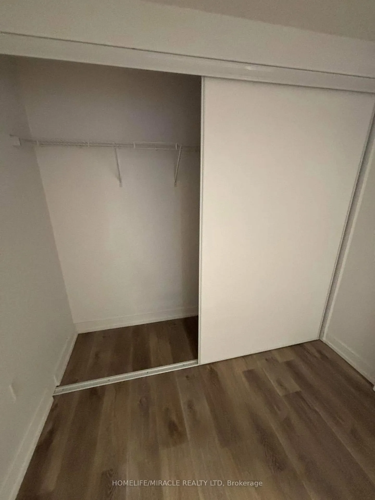 Photo 4 of Unit 618, 1 Jarvis Street, Hamilton, Beasley — HOMEH