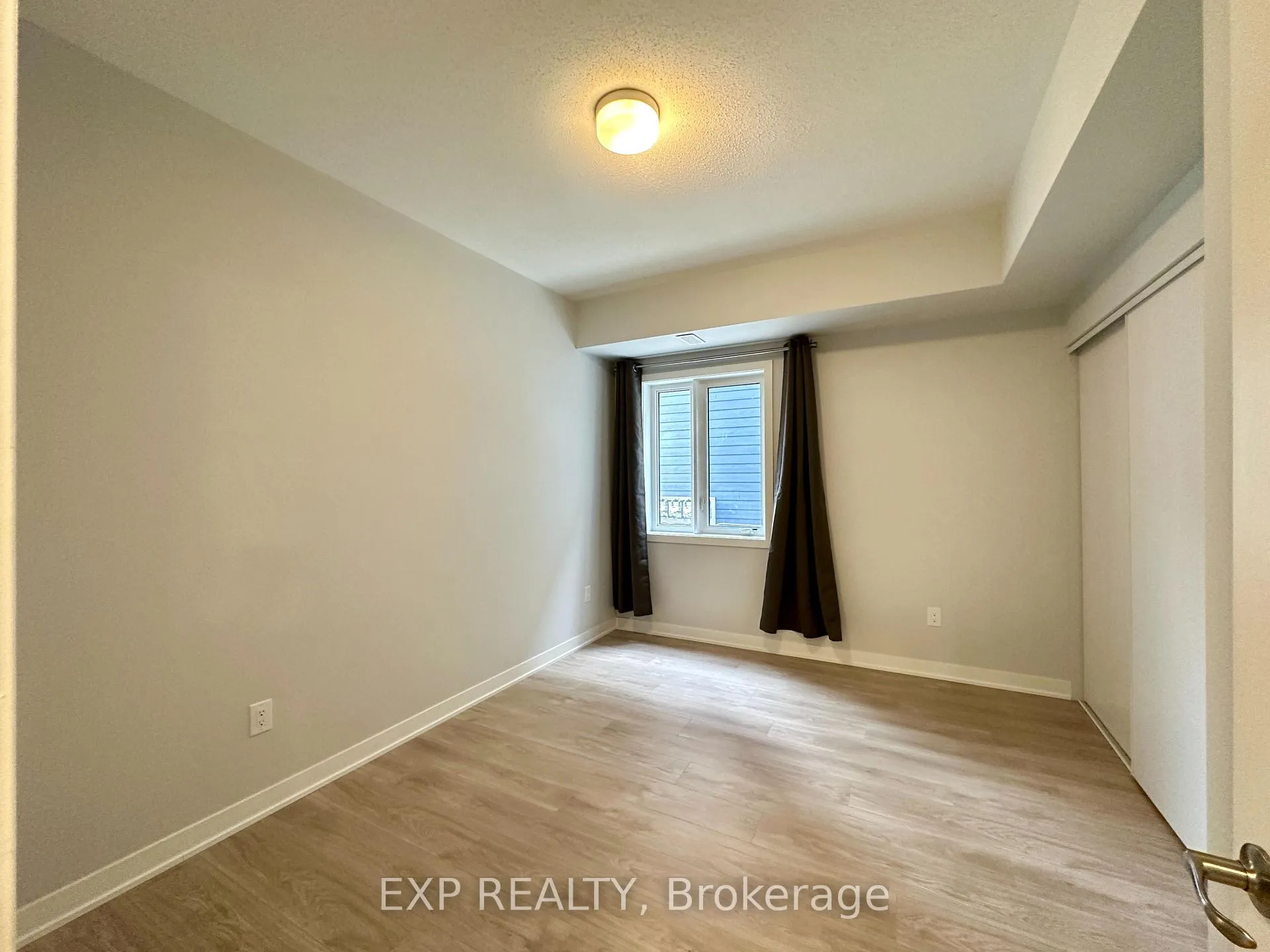 Photo 8 of 422 Lillian Freiman Private, Ottawa, Barrhaven - Half Moon Bay — HOMEH