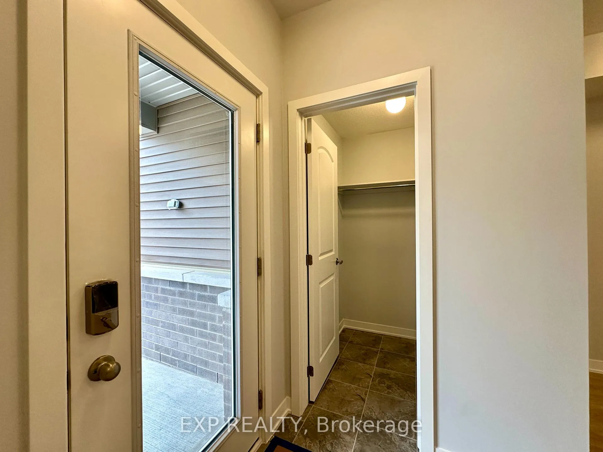 Photo 23 of 422 Lillian Freiman Private, Ottawa, Barrhaven - Half Moon Bay — HOMEH