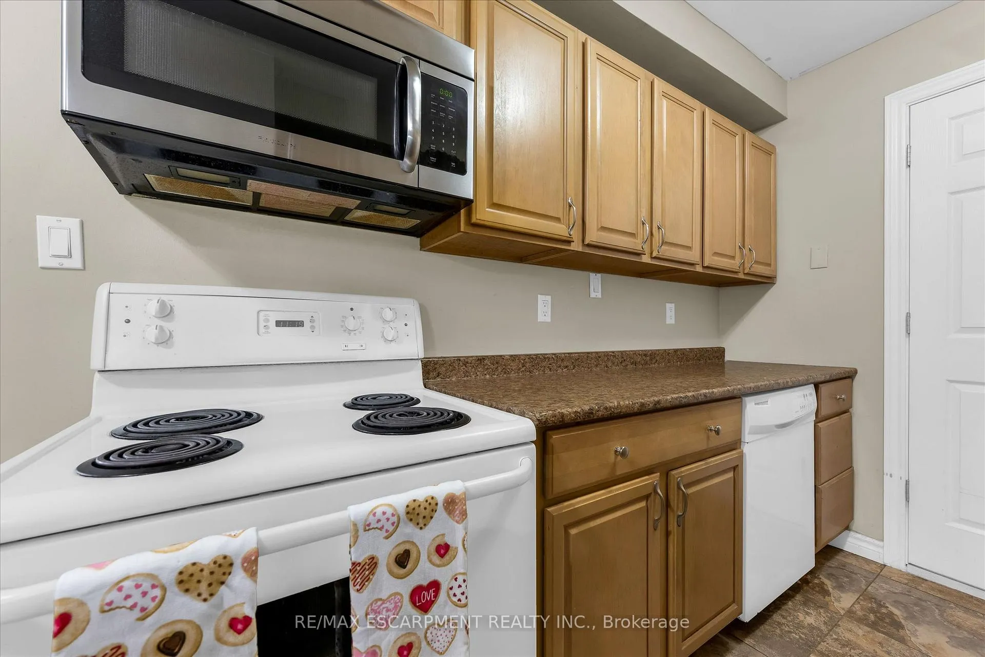 Photo 7 of 86 Golden Orchard Road, Hamilton, Gourley — HOMEH