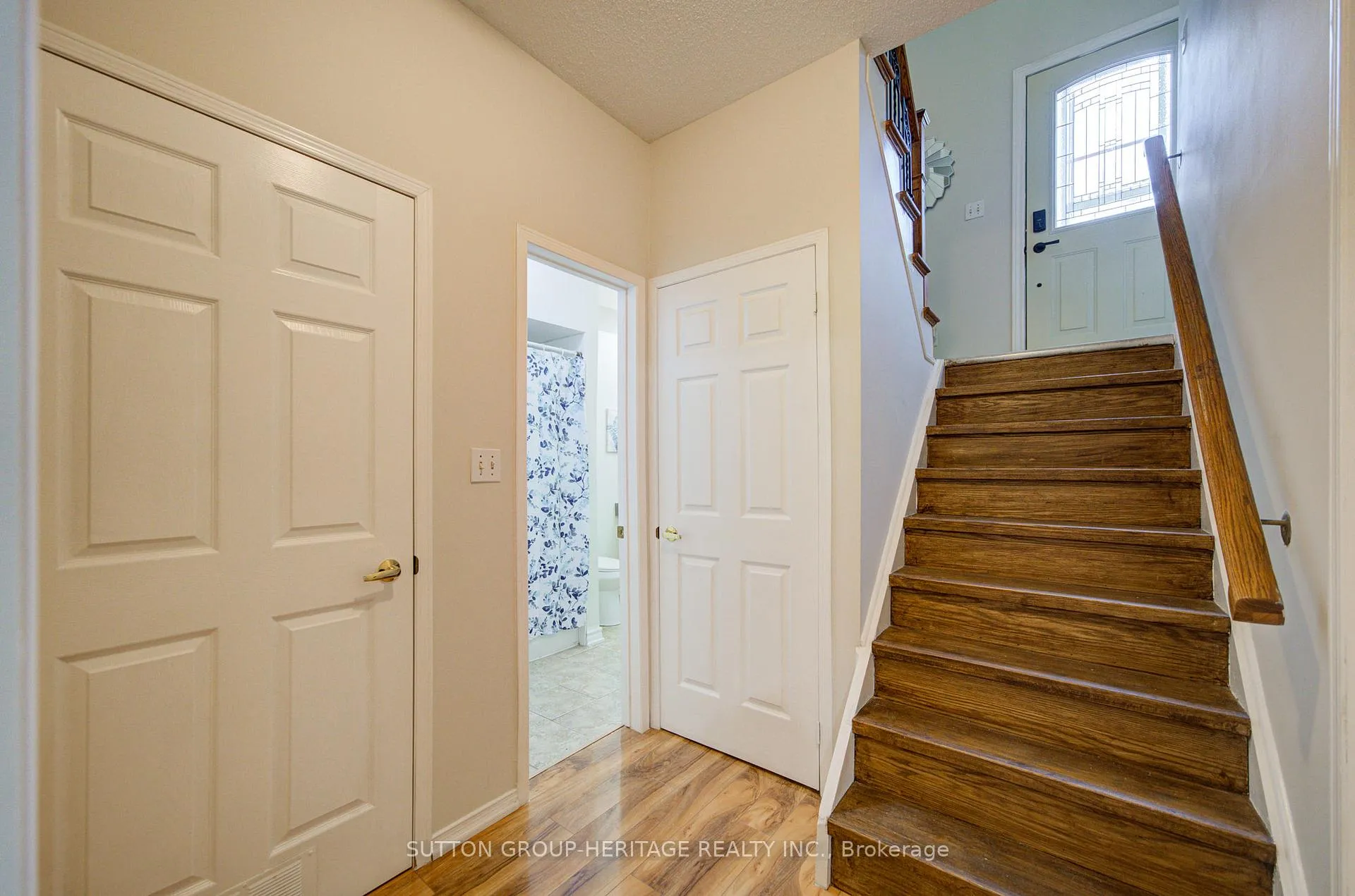 Photo 27 of 19 Hooper Square, Clarington, Bowmanville — HOMEH