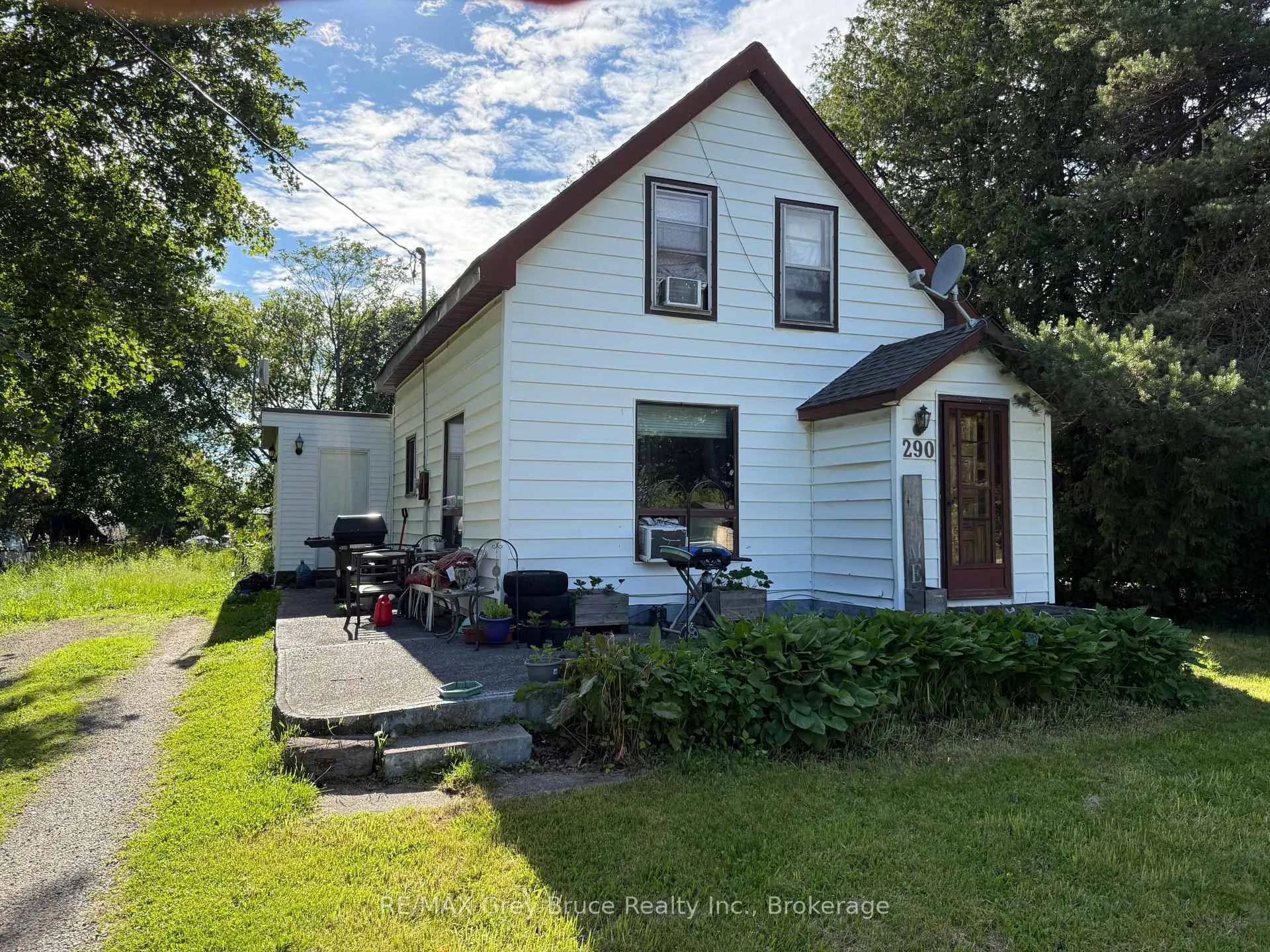 Photo of 290 Berford Street
