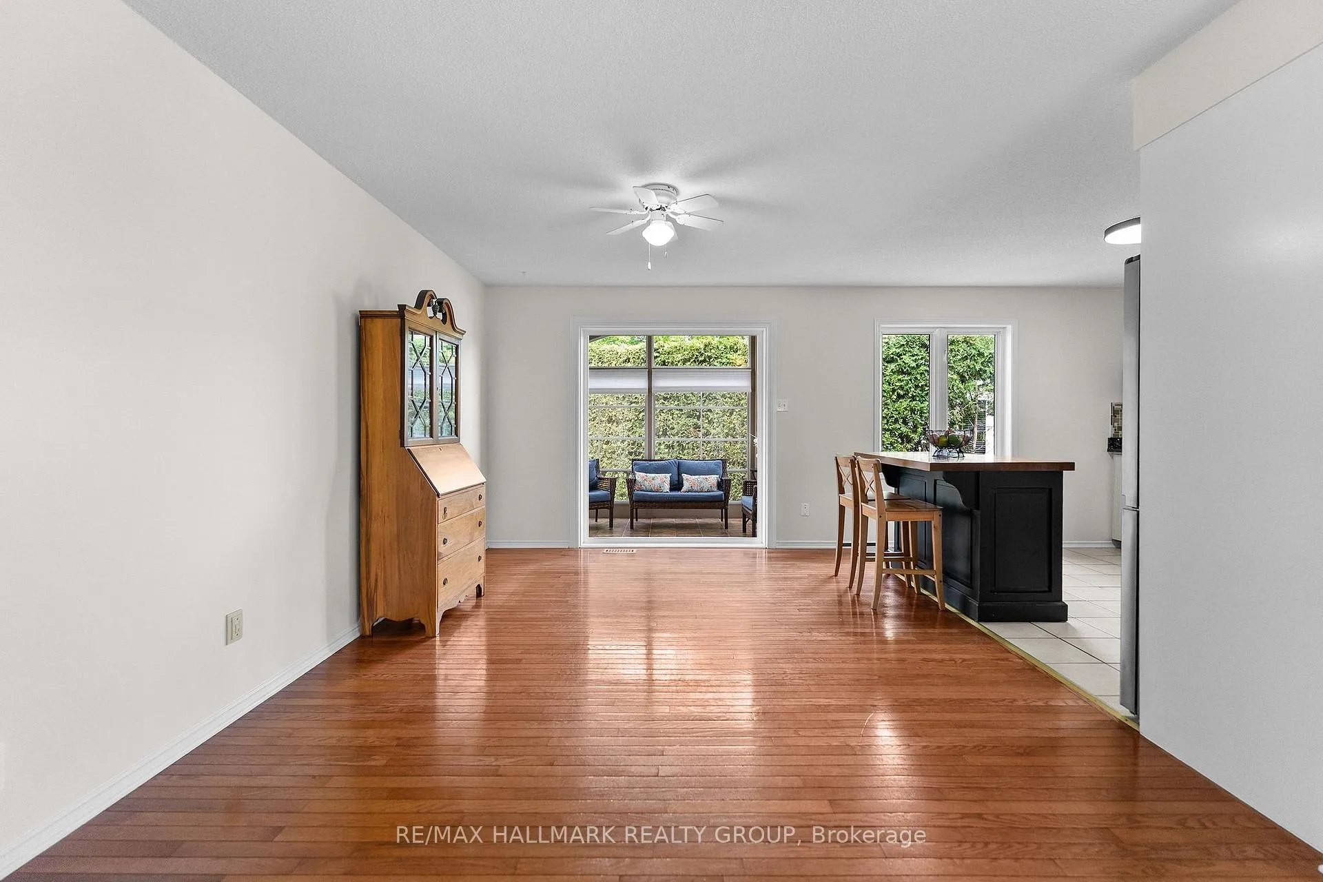 Photo 14 of 236 Vanier Crescent, Renfrew, Renfrew — HOMEH