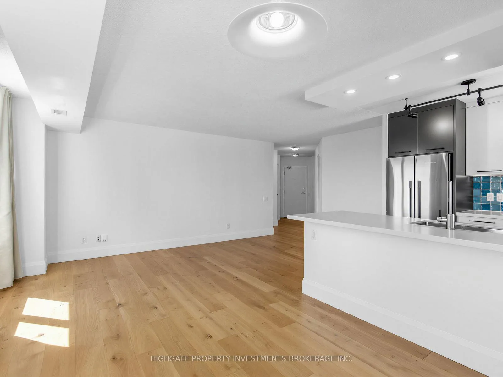 Photo 13 of Unit 607, 8 Hillcrest Avenue, North York, Willowdale East — HOMEH