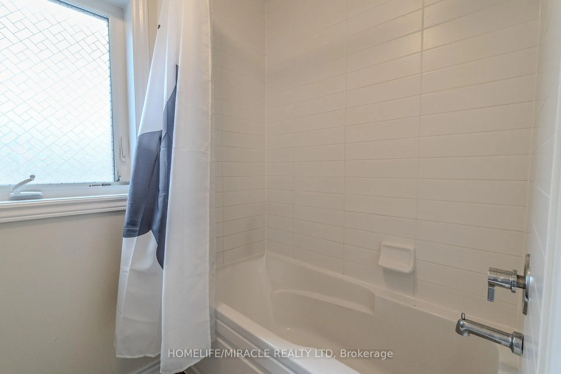 Photo 15 of 14 Blaney Street, Brant, Paris — HOMEH