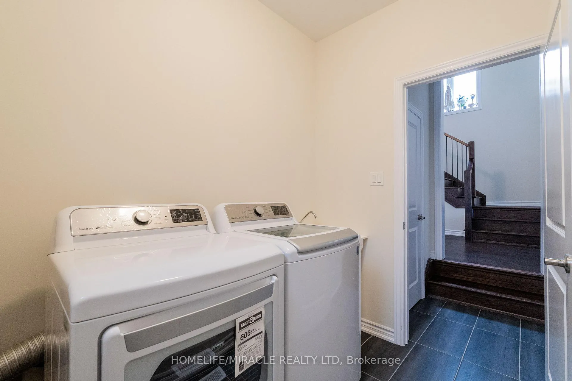 Photo 30 of 14 Blaney Street, Brant, Paris — HOMEH