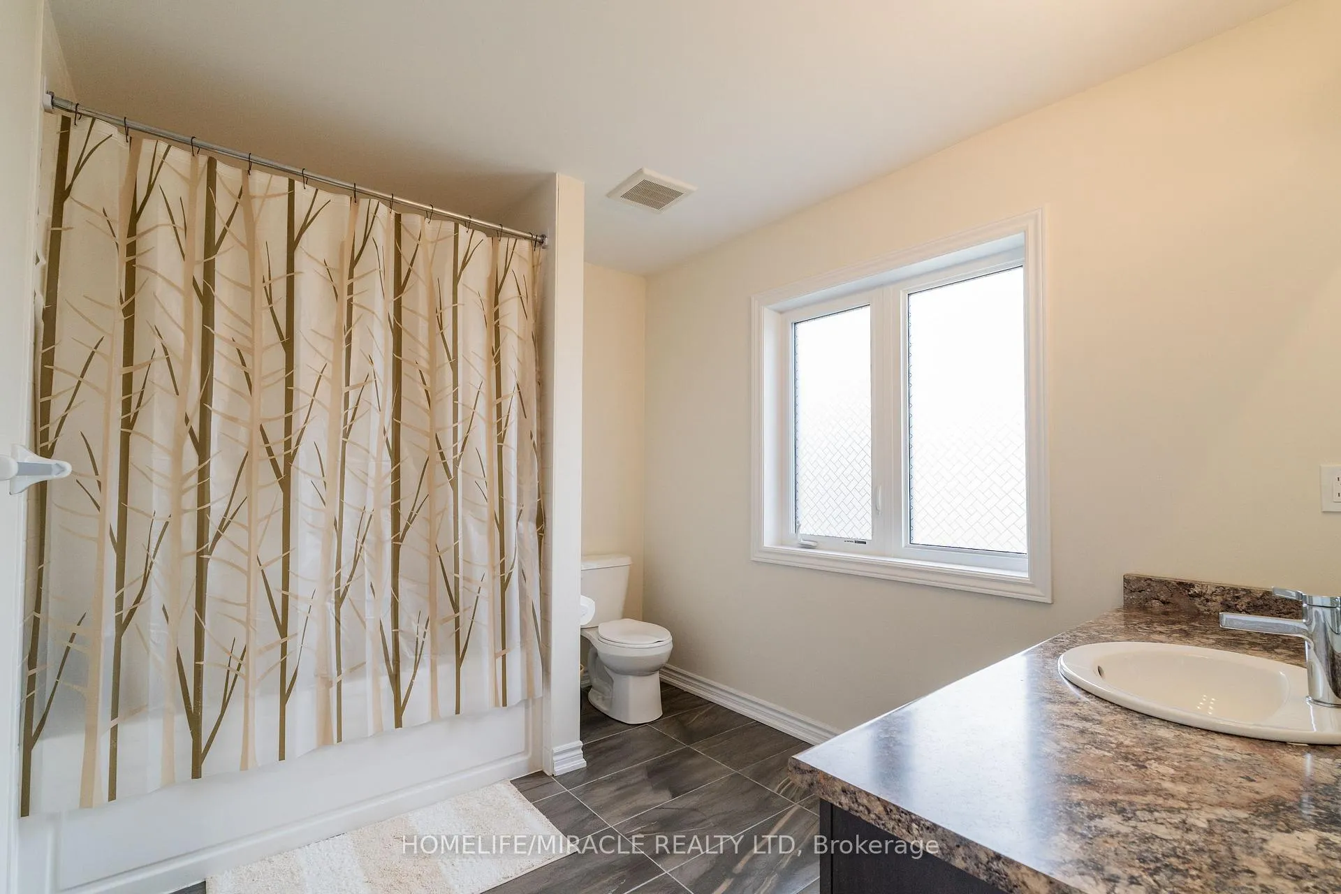 Photo 38 of 14 Blaney Street, Brant, Paris — HOMEH