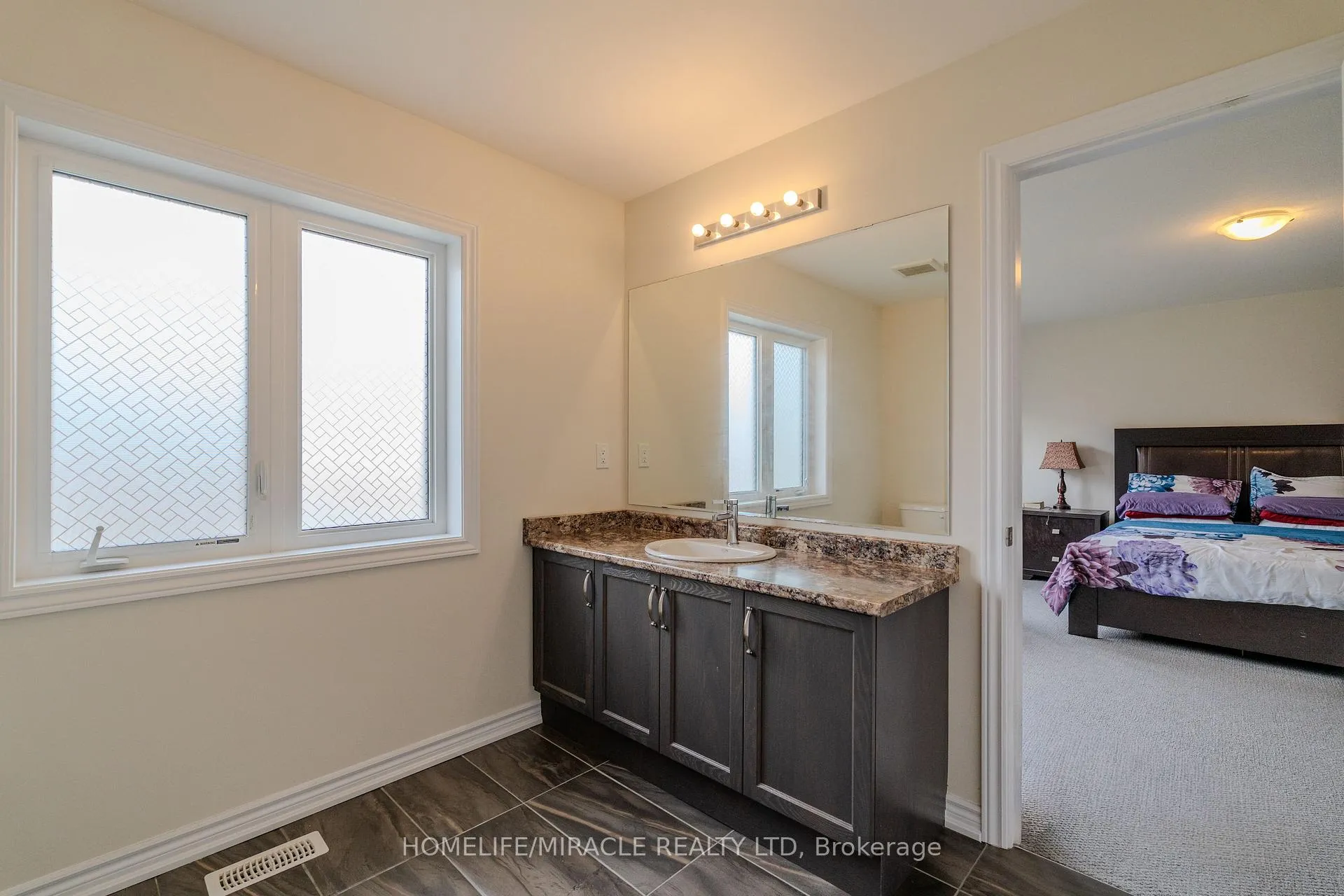 Photo 39 of 14 Blaney Street, Brant, Paris — HOMEH
