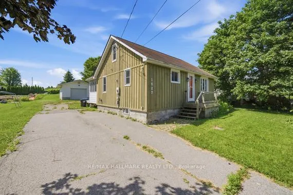 Photo 28 of 1527 Killarney Beach Road, Innisfil, Lefroy — HOMEH