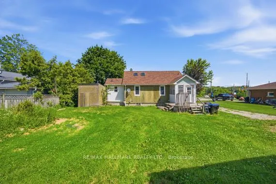 Photo 36 of 1527 Killarney Beach Road, Innisfil, Lefroy — HOMEH