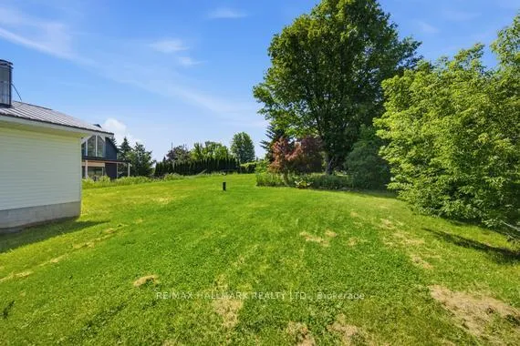 Photo 38 of 1527 Killarney Beach Road, Innisfil, Lefroy — HOMEH