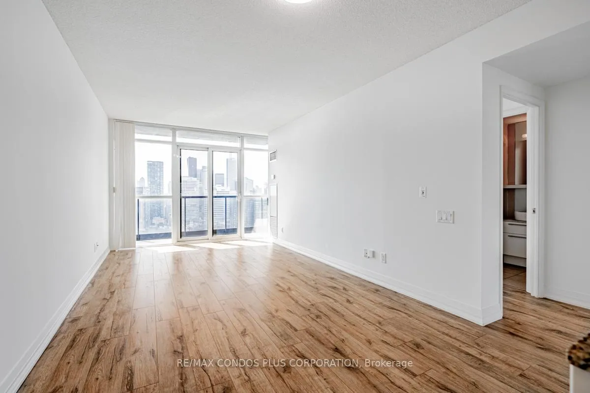Photo 6 of Unit 3708, 21 Carlton Street, Toronto, Church-Yonge Corridor — HOMEH