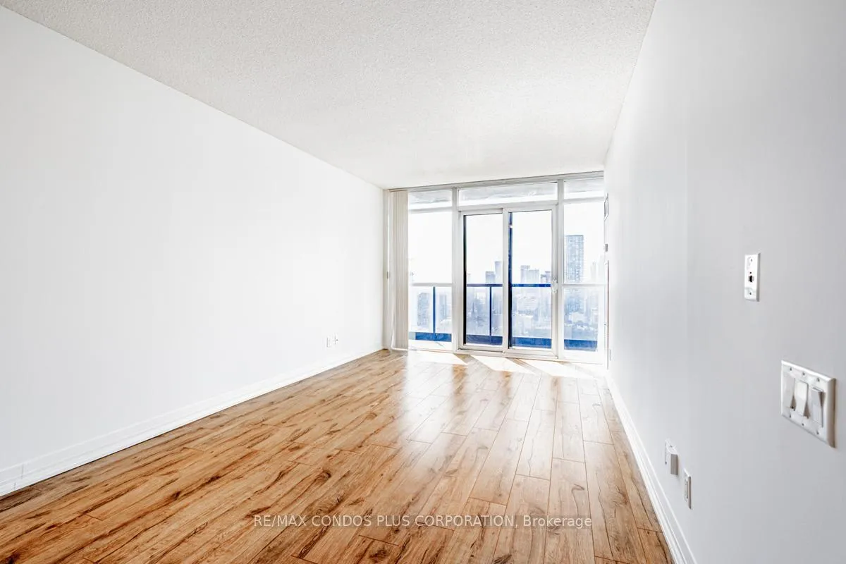 Photo 7 of Unit 3708, 21 Carlton Street, Toronto, Church-Yonge Corridor — HOMEH