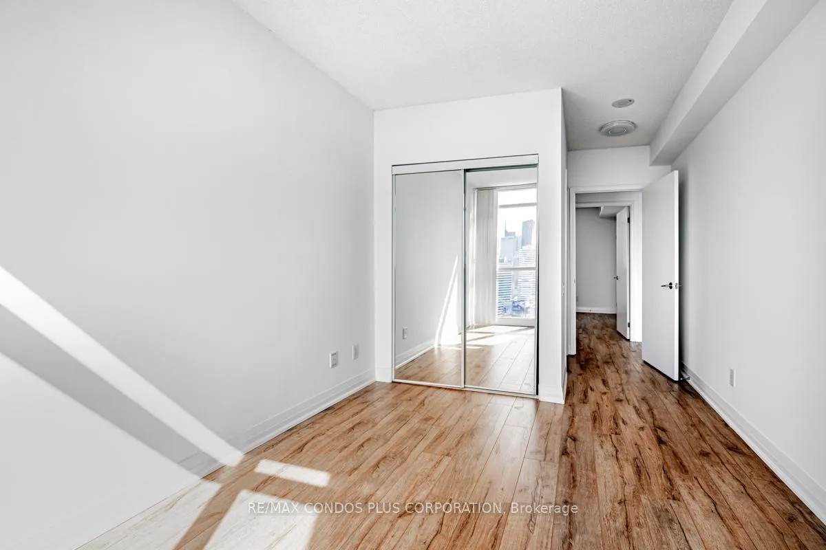 Photo 12 of Unit 3708, 21 Carlton Street, Toronto, Church-Yonge Corridor — HOMEH