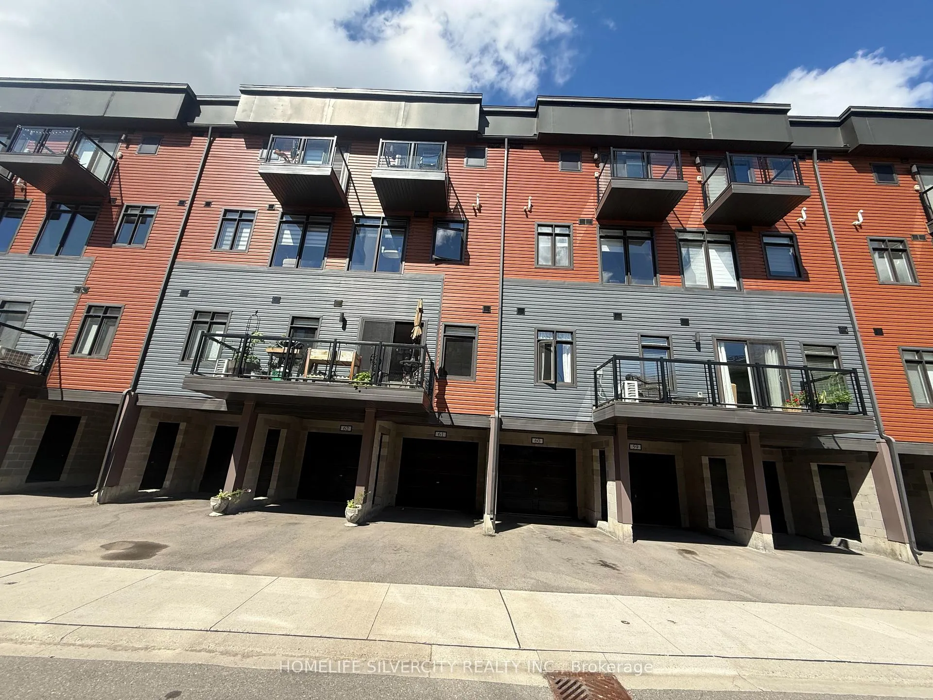 Photo 2 of Unit 61, 2 Willow Street, Brant, Paris — HOMEH
