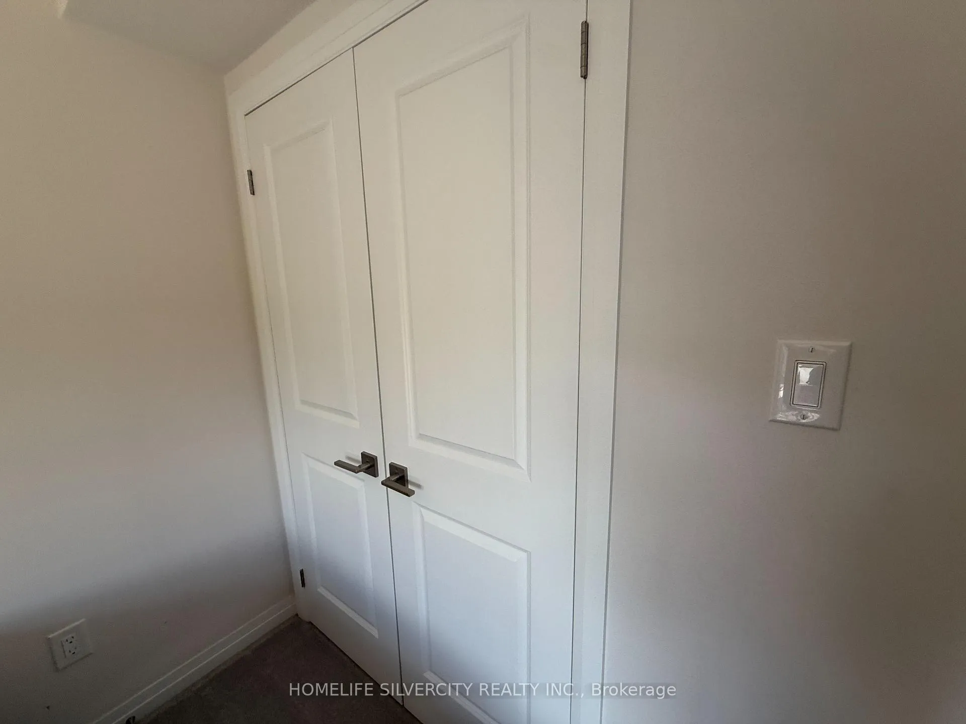 Photo 15 of Unit 61, 2 Willow Street, Brant, Paris — HOMEH