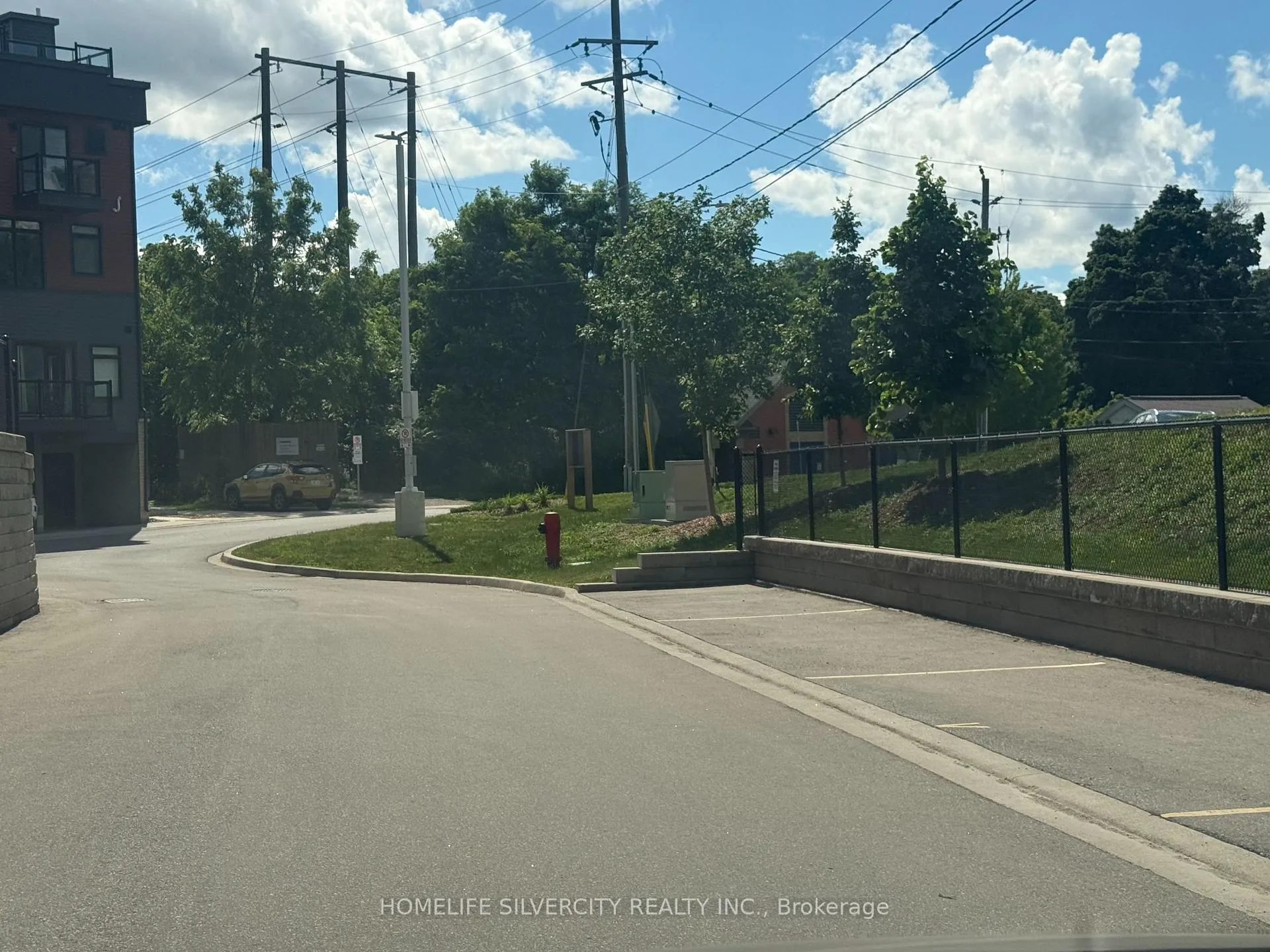 Photo 21 of Unit 61, 2 Willow Street, Brant, Paris — HOMEH
