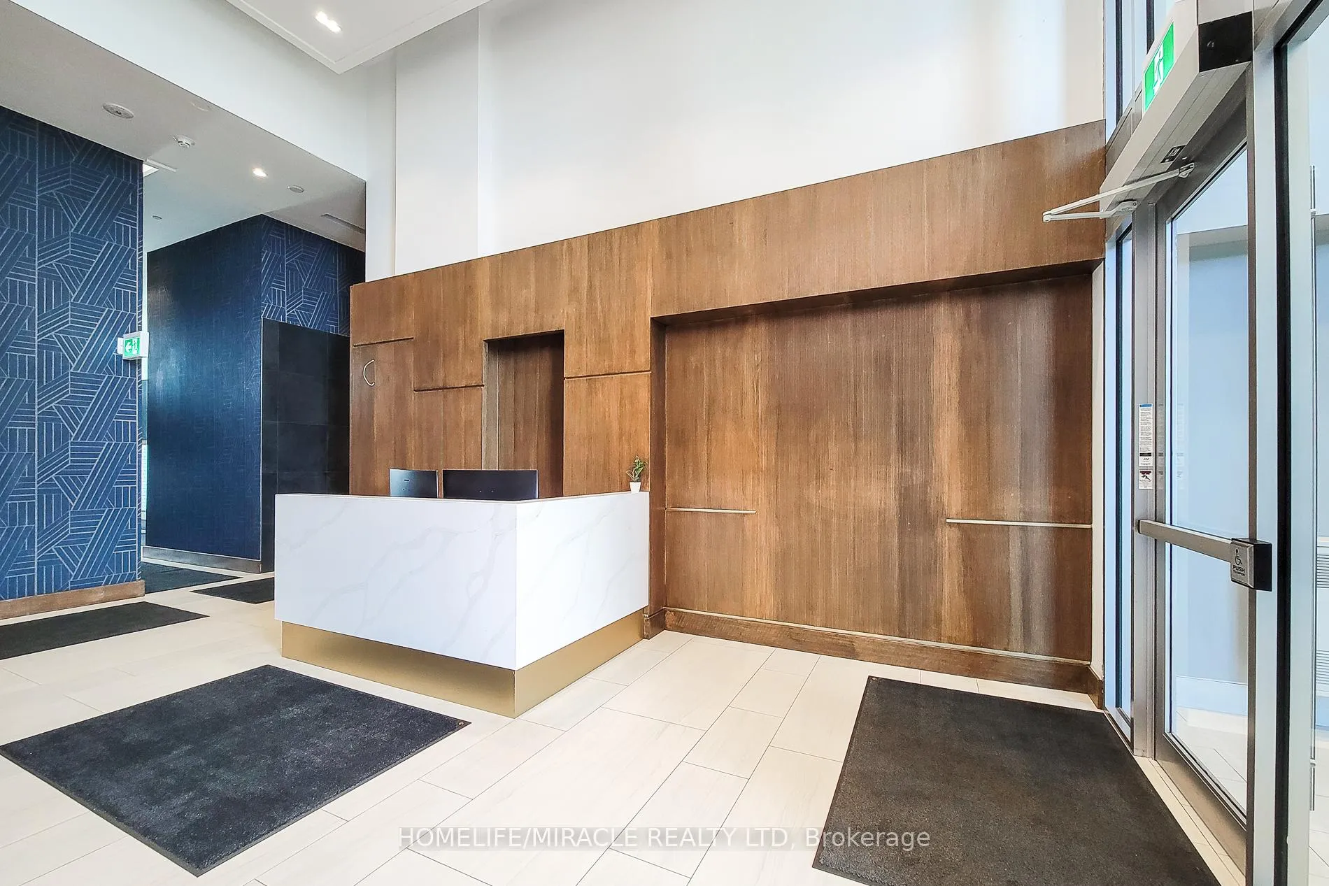Photo 10 of Unit 220, 2782 Barton Street E, Hamilton, Riverdale — HOMEH