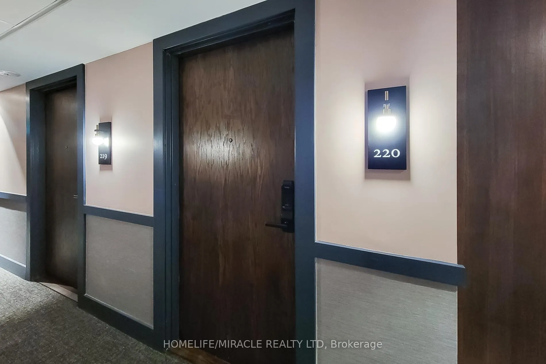 Photo 13 of Unit 220, 2782 Barton Street E, Hamilton, Riverdale — HOMEH