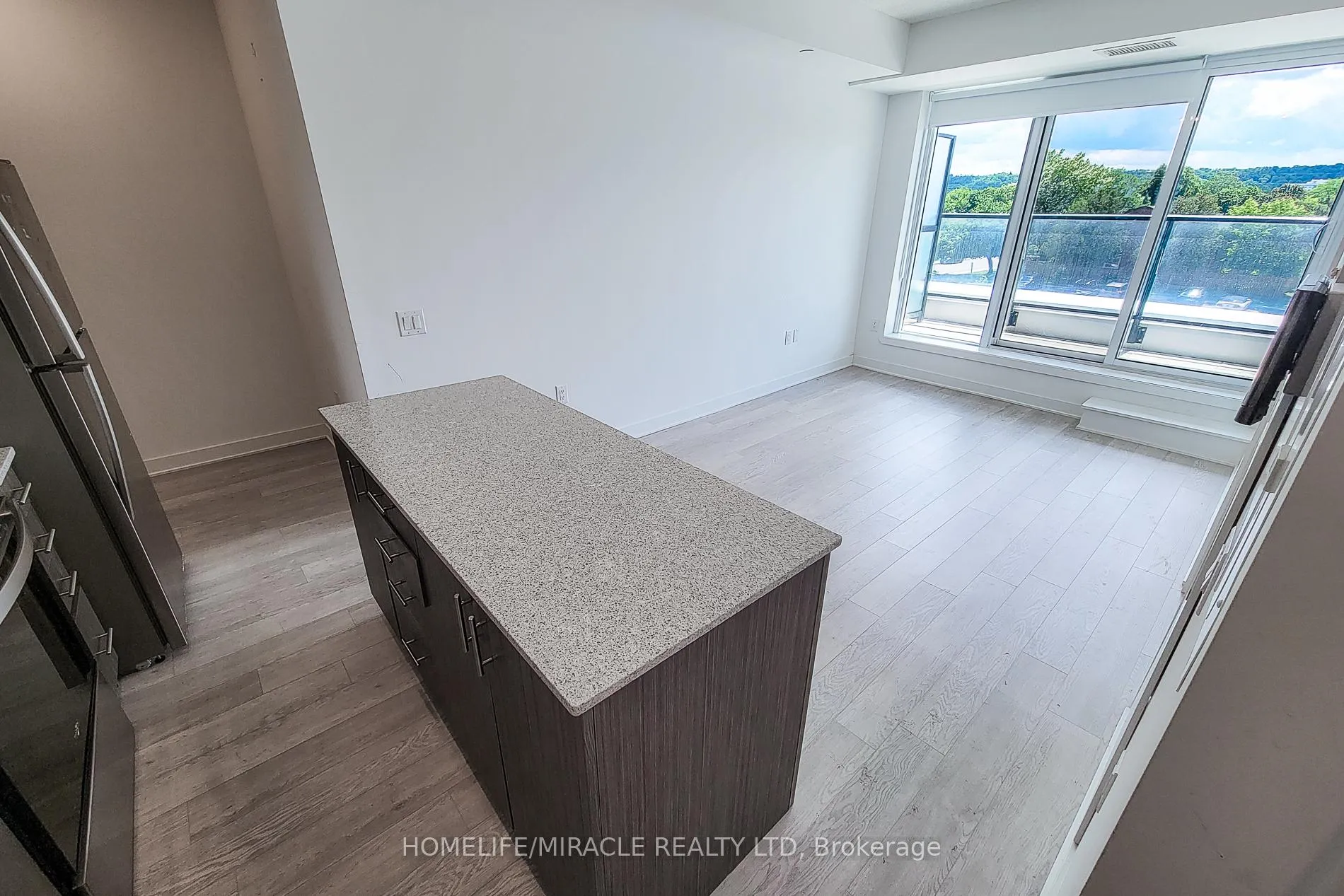 Photo 16 of Unit 220, 2782 Barton Street E, Hamilton, Riverdale — HOMEH