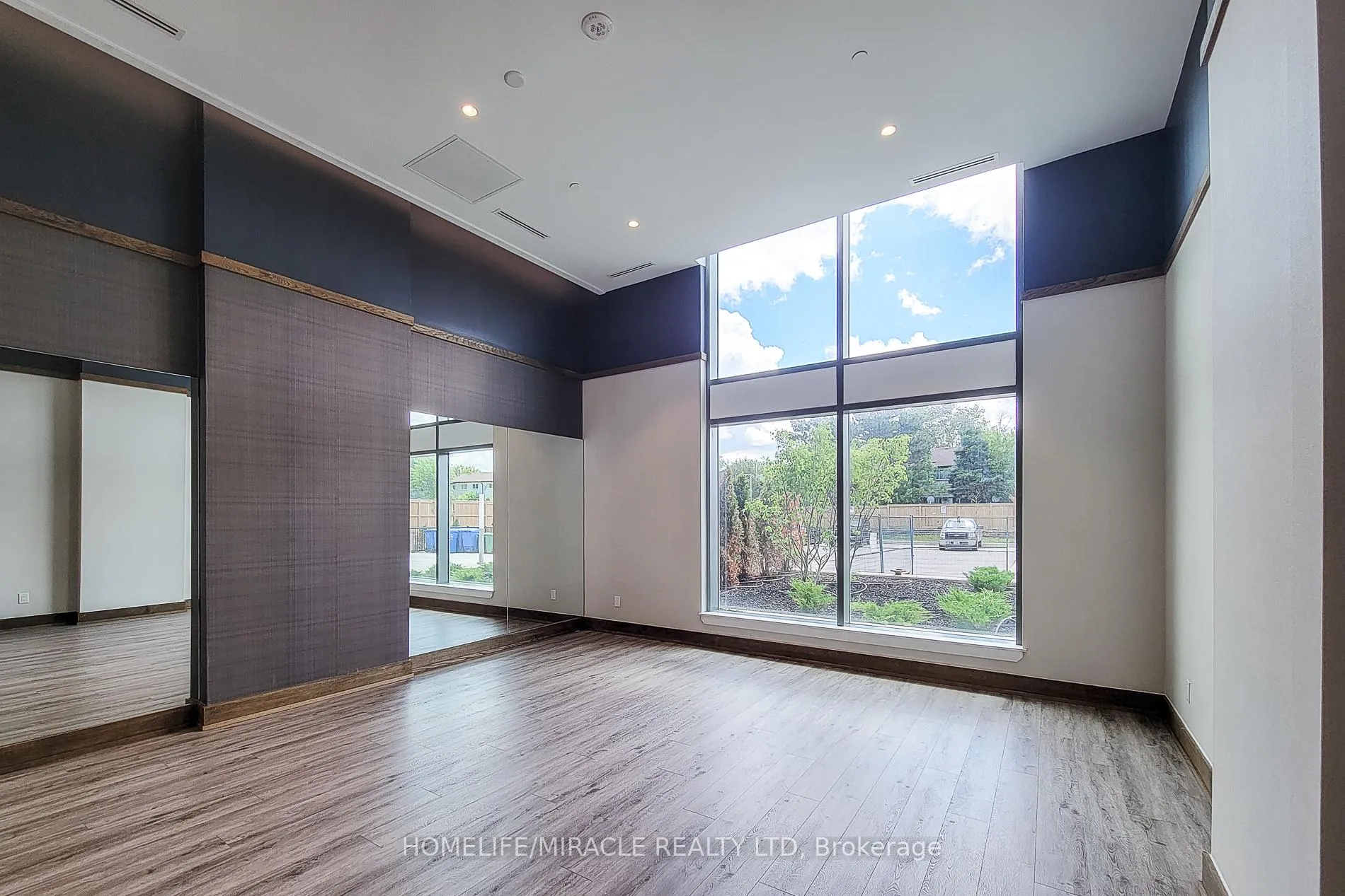 Photo 44 of Unit 220, 2782 Barton Street E, Hamilton, Riverdale — HOMEH